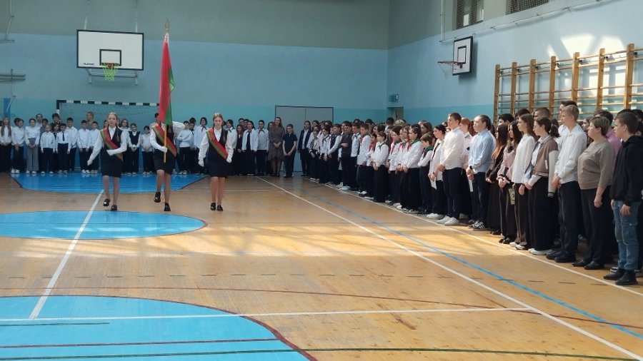 Линейка, посвященная окончанию 3 четверти